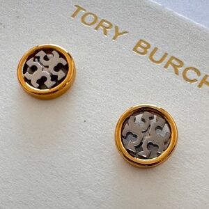 Tory Burch Miller Stud Earrings. New! In Yellow Gold And Silver Color
